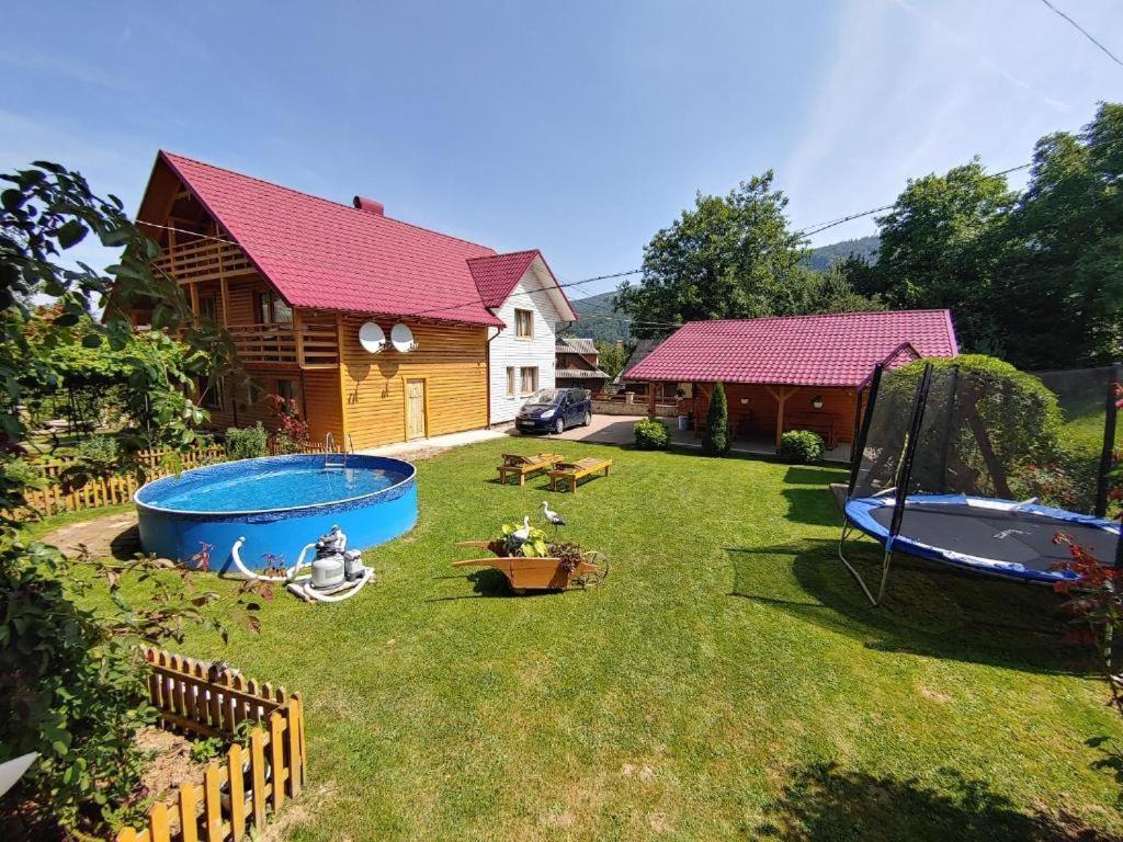 Cottage house Yaremche Exterior photo